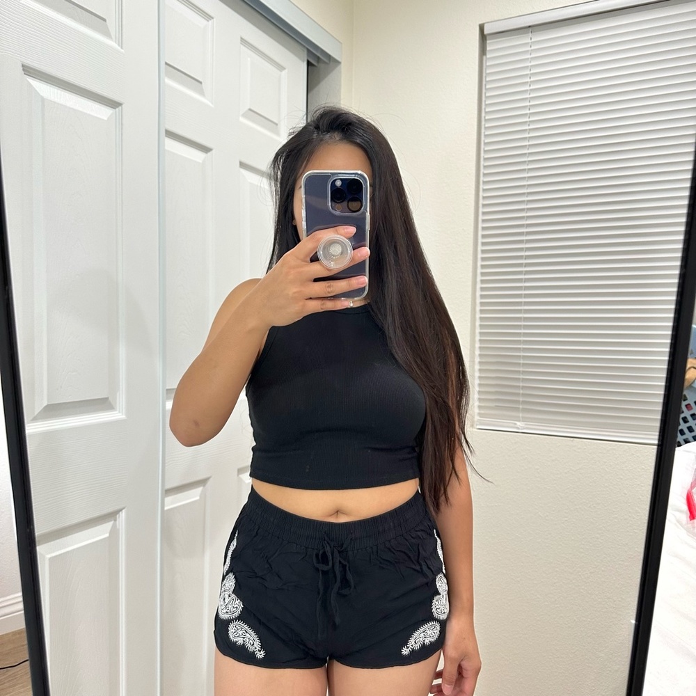 LFSTORES EMBROIDERED PAISLEY SHORTS